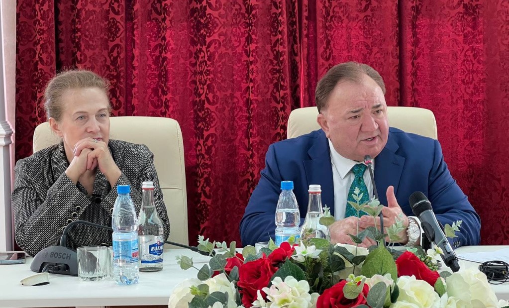 Глава Ингушетии Махмуд-Али Калиматов встретился со студентами Ингушского государственного университета.